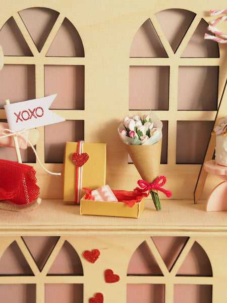 Miniature XOXO Flag
