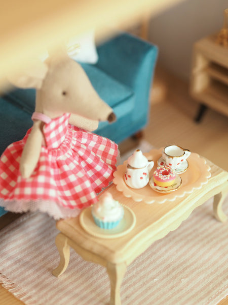 Miniature Peach Scalloped Tray