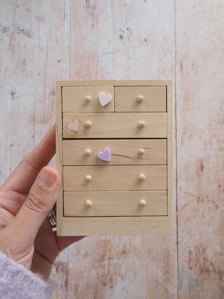 Mini Sticky Acrylic Hearts (Pack of 6)