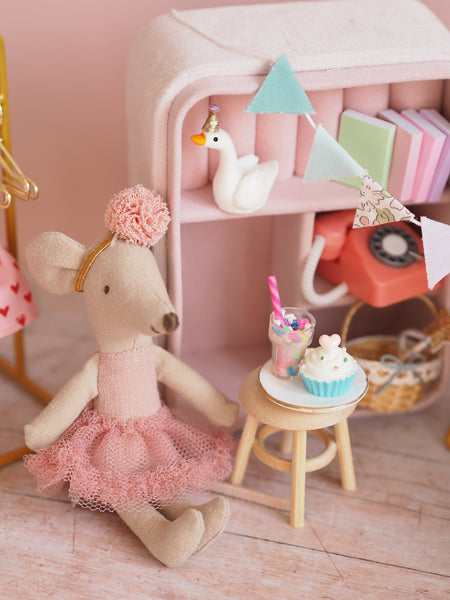 Macmillan Prize Draw Entry