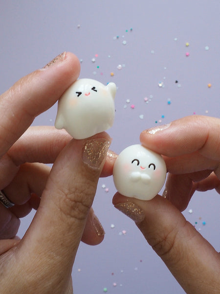Cute Resin Ghosts - Pack of 2
