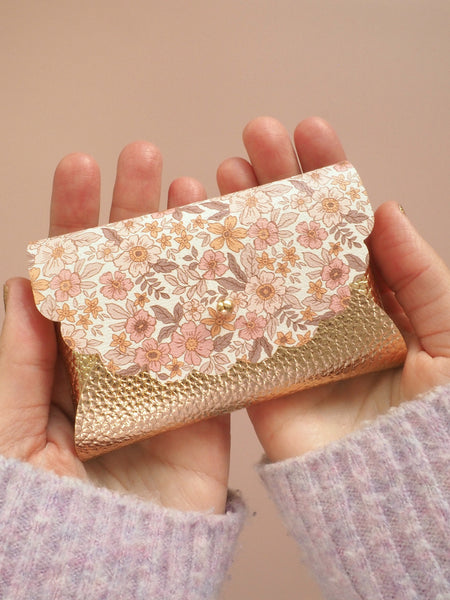 Mini Clip On Mouse Pouch