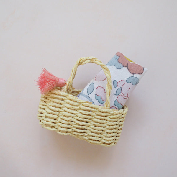 Miniature Picnic Basket and Blanket Set